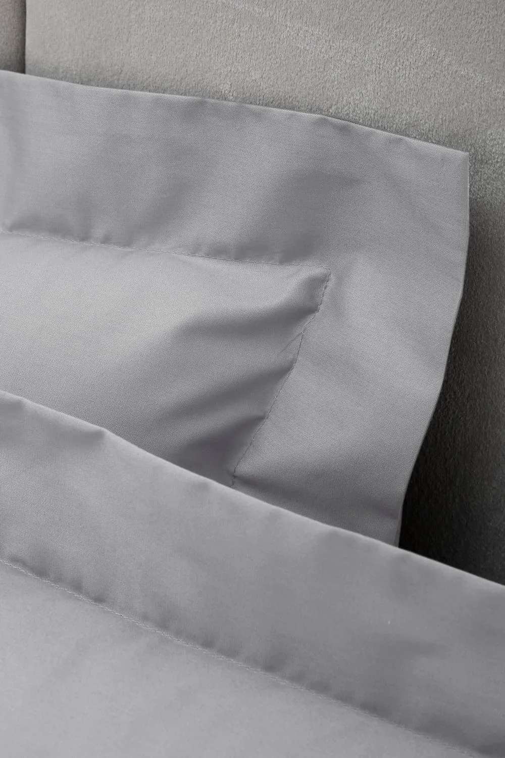Bianca 180 Thread Count Egyptian Cotton Oxford Pillowcase in Silver 2