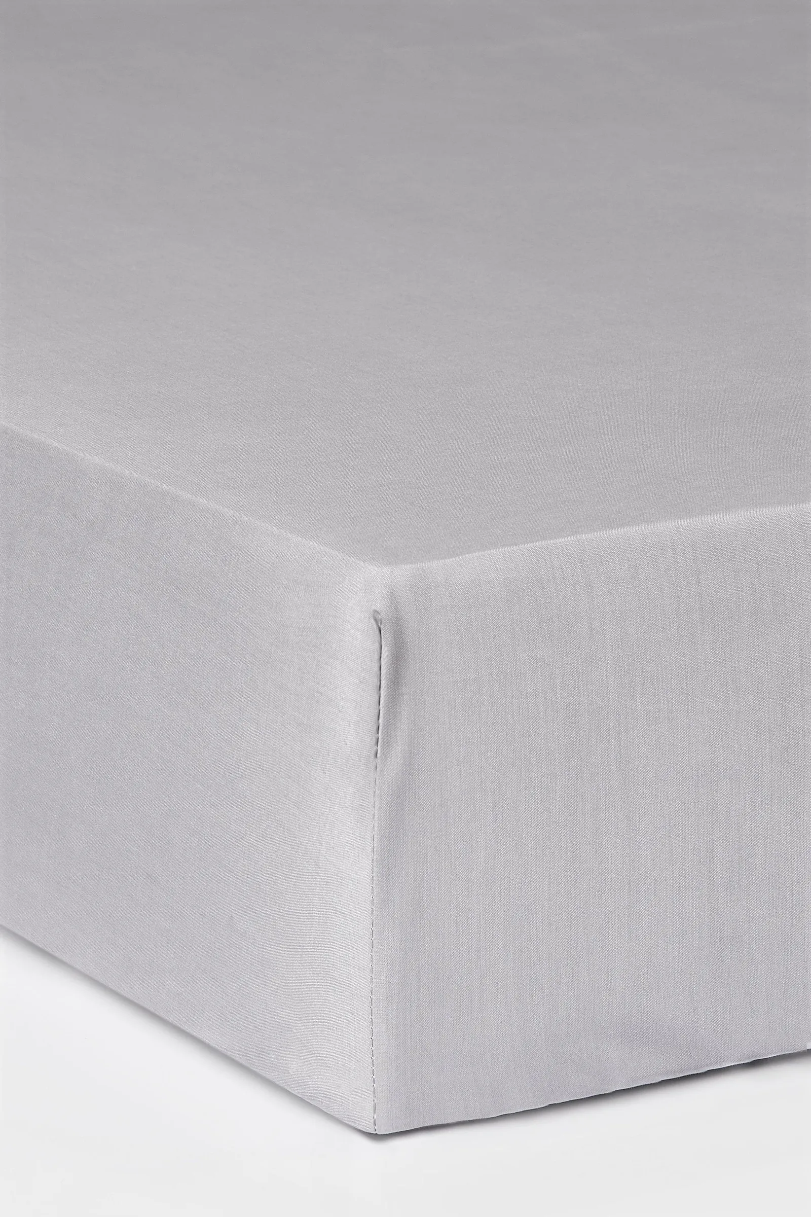 Cotton Rich Double Fitted Sheet