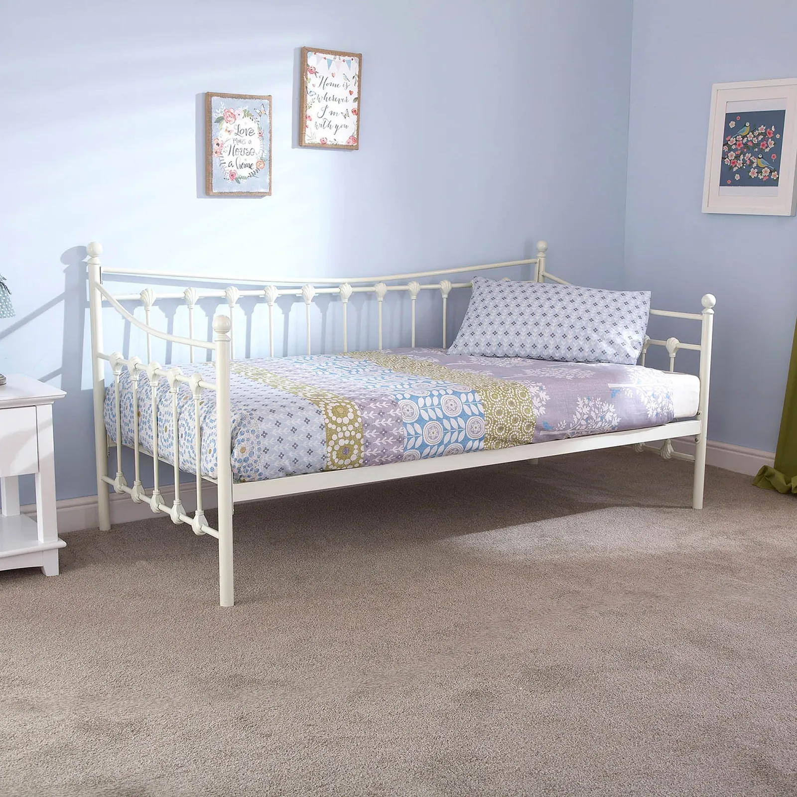 Memphis Ivory Day Bed White