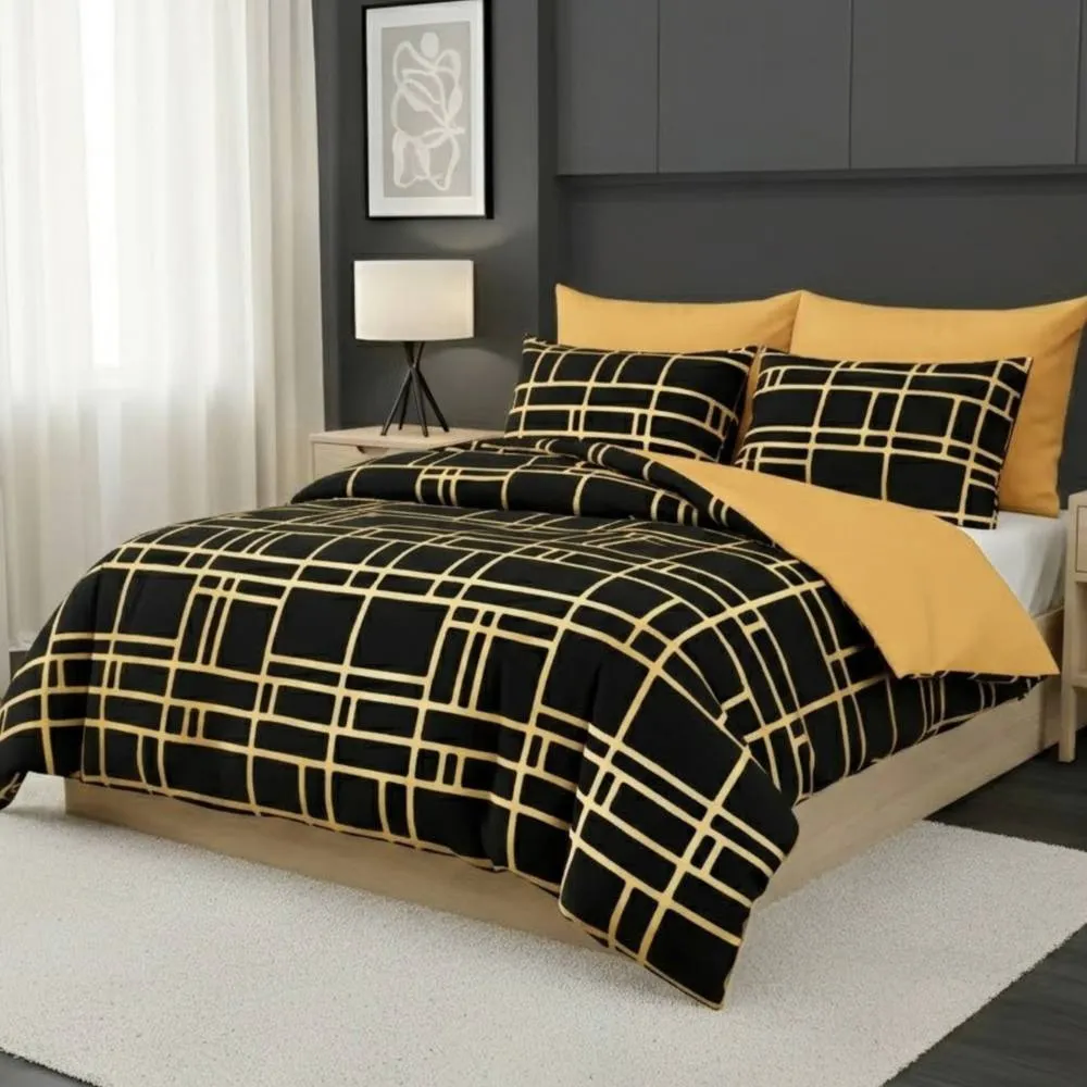Pamposh Luxury Duvet Cover Set King Size Reversible Quilt Covers in Gold