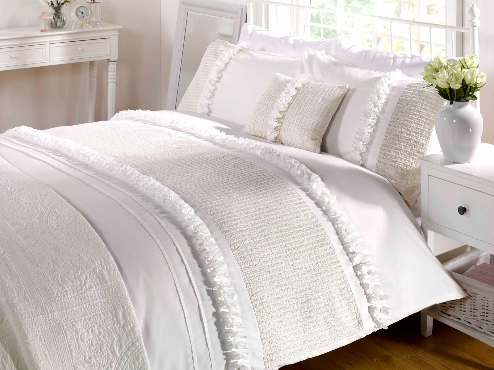 Rapport Home Serenity Polycotton Duvet Cover Set With Pillowcase in Cream 1