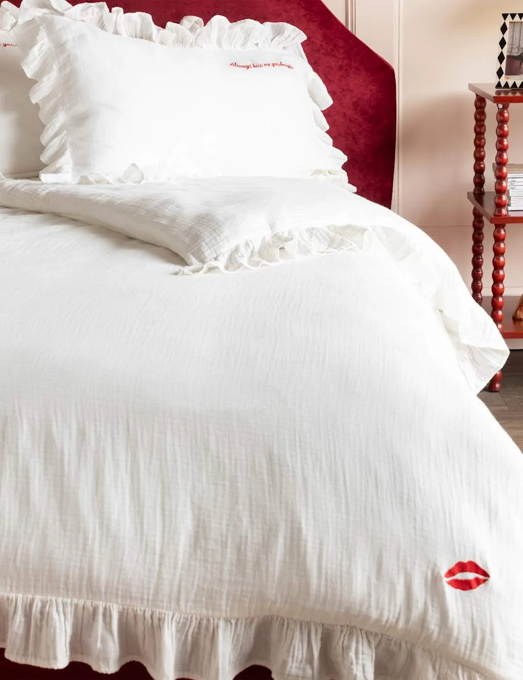 Rockett St George Pure Cotton Frill Trim Love Note Bedding Set White