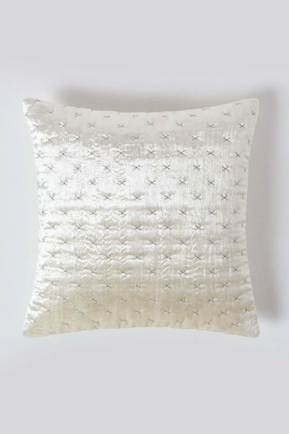 Homescapes Crushed Velvet Cushion Cover in Cream