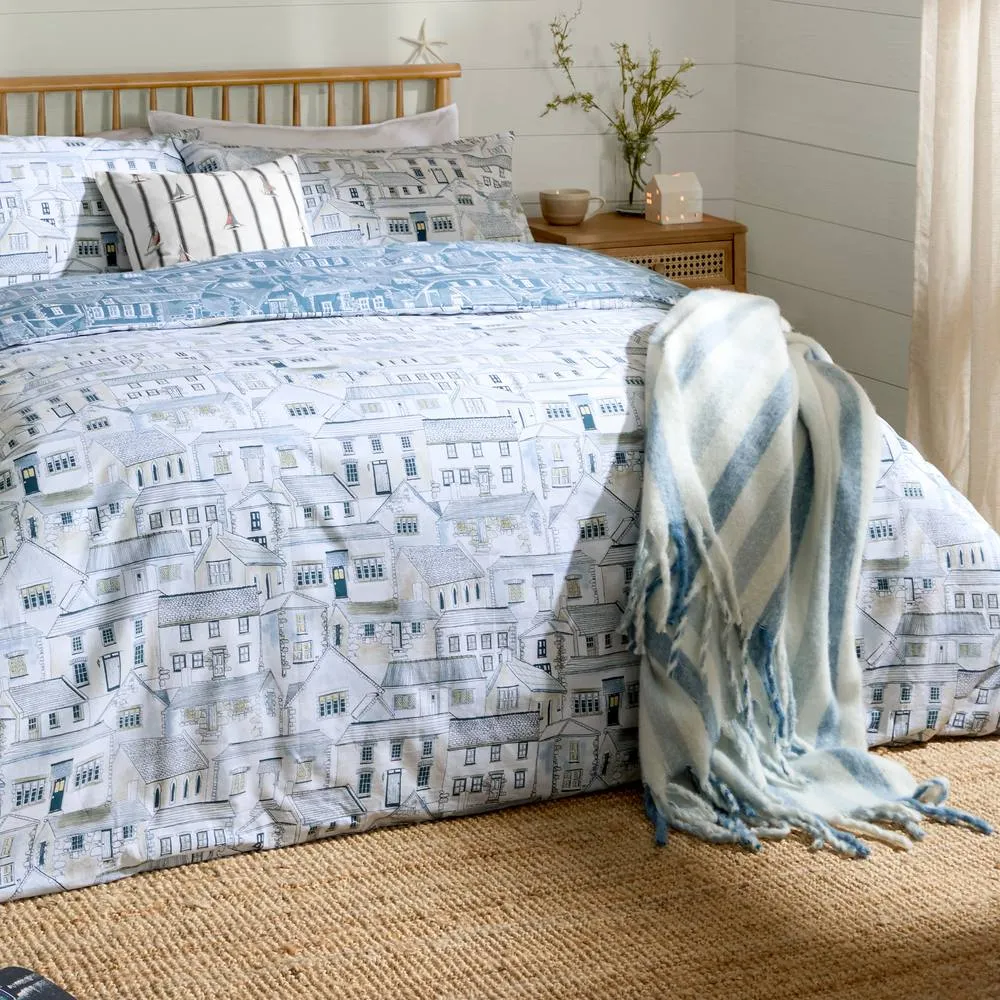Wylder Abersoch Town Reversible 100% Cotton Duvet Cover Set in Blue 3