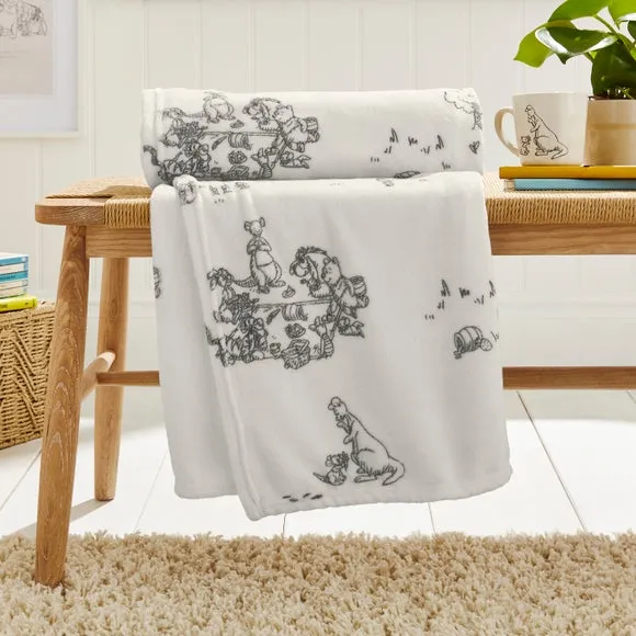 Disney Winnie the Pooh Watercolour Throw Blanket 120cm x 150cm