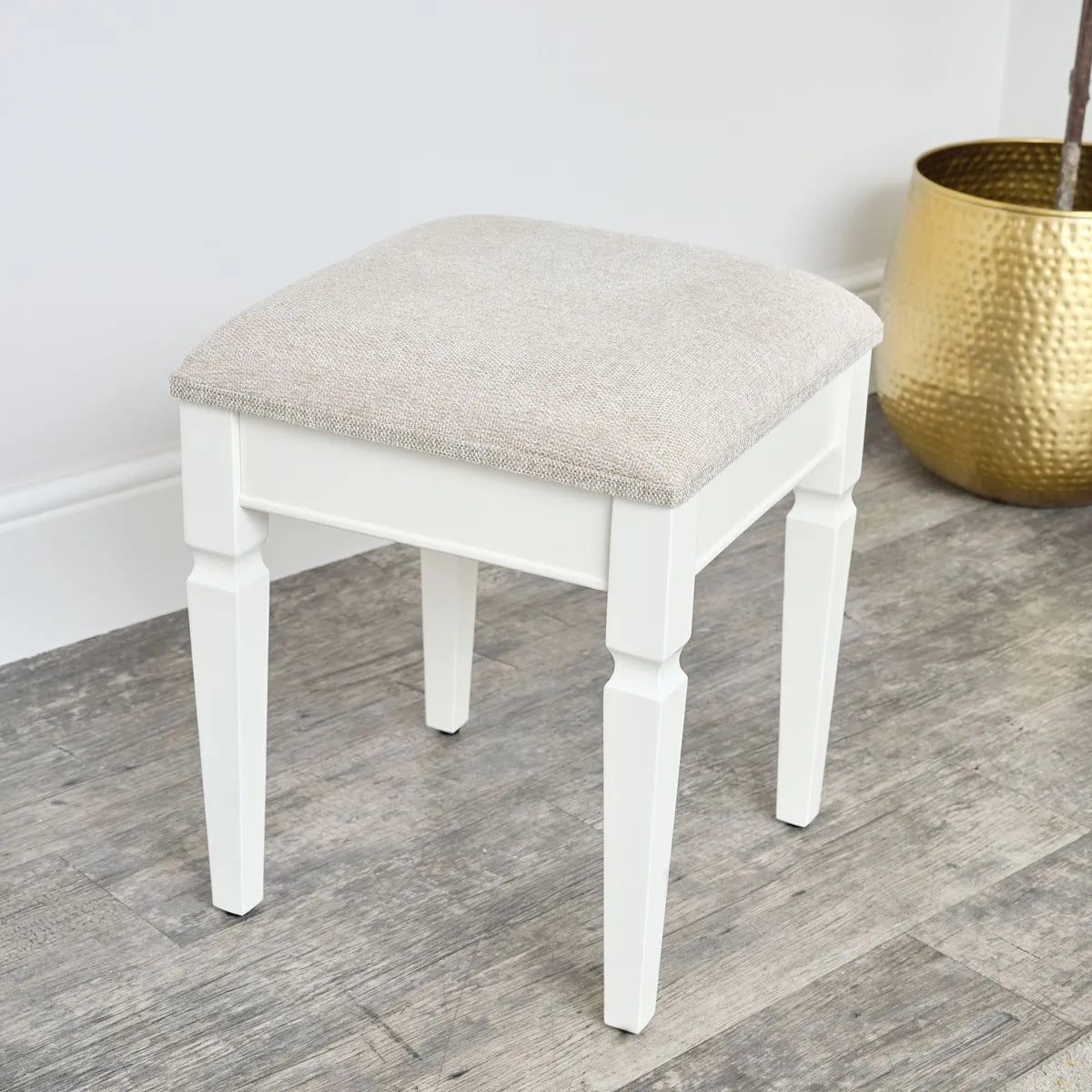 Melody Maison Ivory Cushioned Dressing Table Stool - Daventry Ivory Range in Off-White