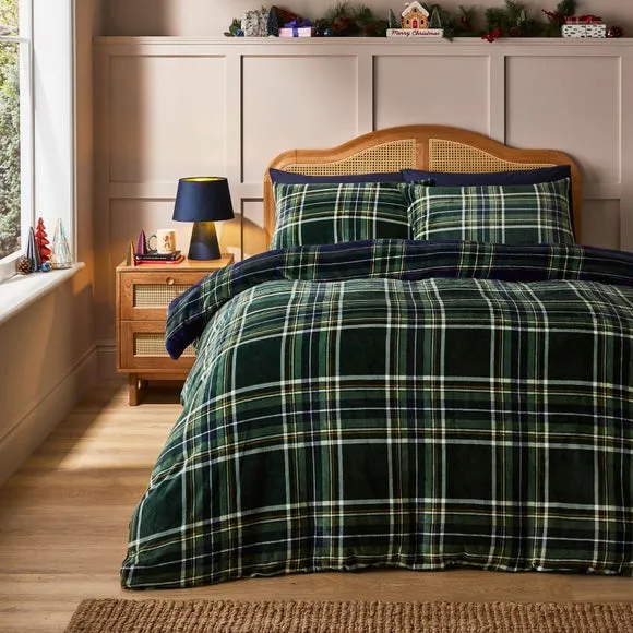 Check Printed Fleece Duvet Cover and Pillowcase Set 2