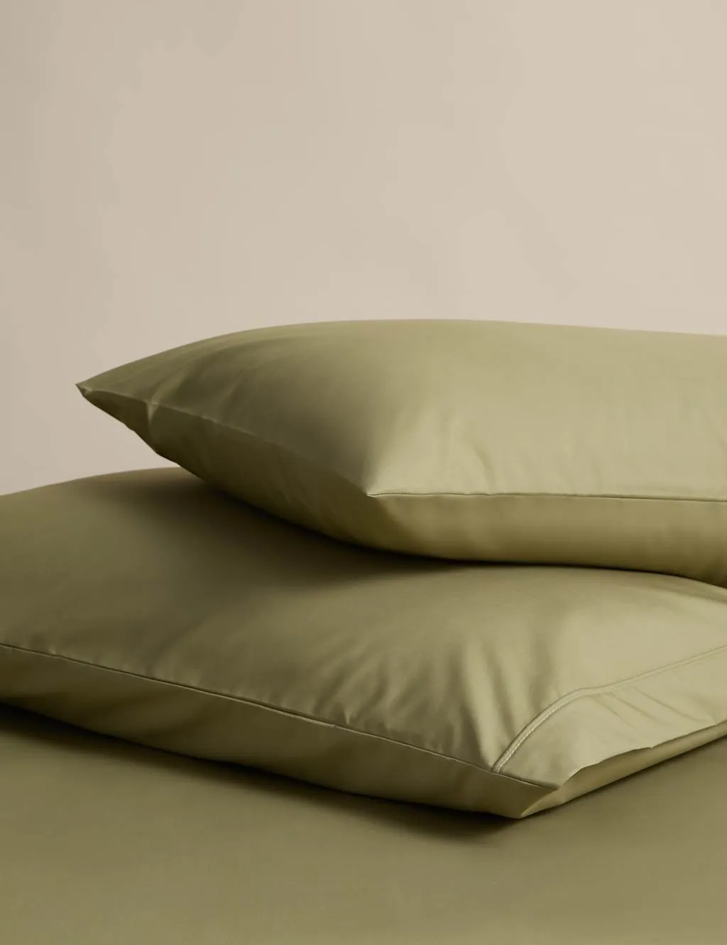 M&S 2 Pack Egyptian Cotton Pillowcases Fern