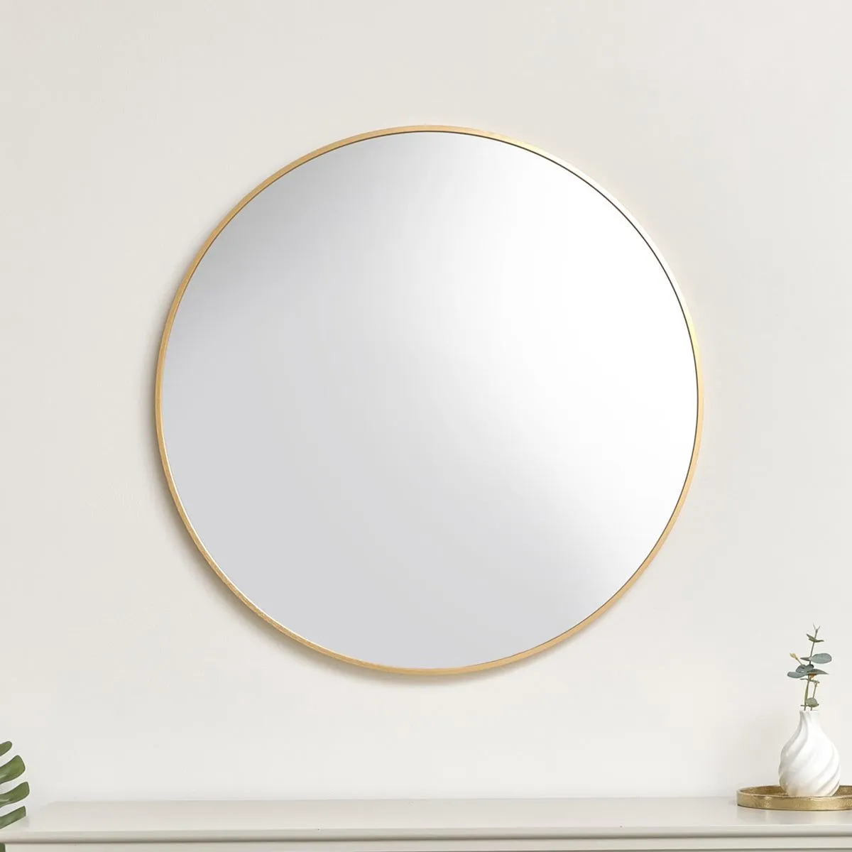 Melody Maison Large Round Antique Gold Wall Mirror - 80cm X 80cm in Metallic Gold