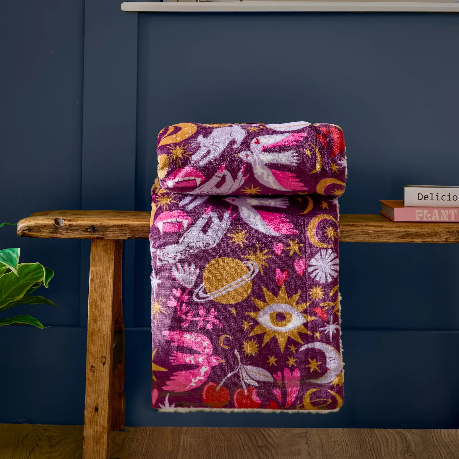 Furn Enchanted Printed Fleece Throw in Pink