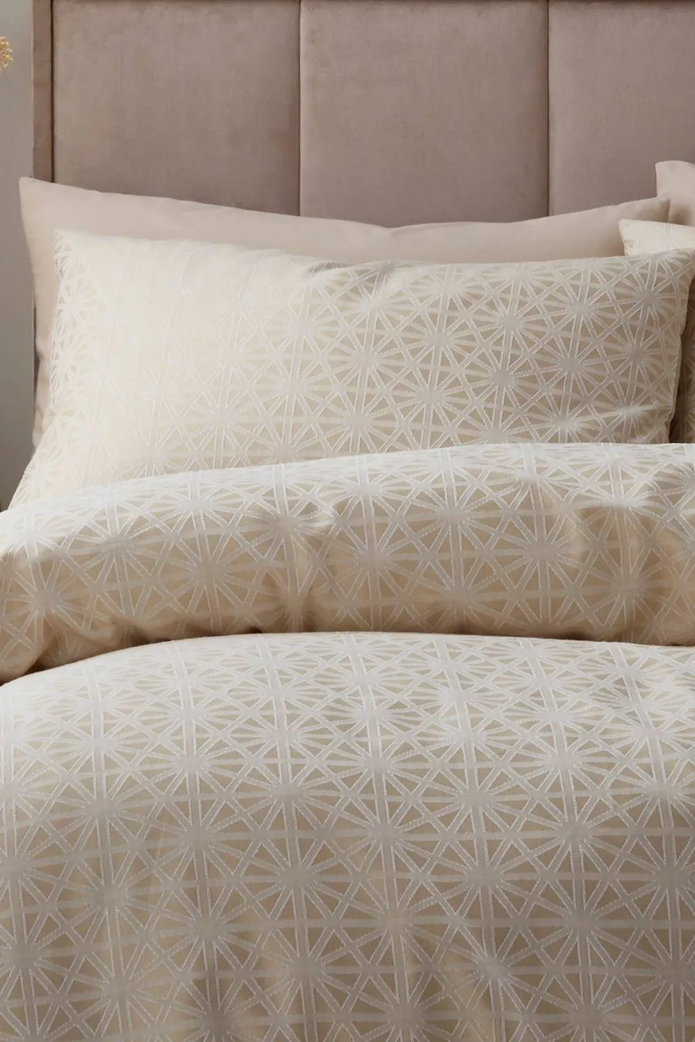Appletree 'Geo Jacquard' Woven Jacquard Duvet Cover Set in Natural 2