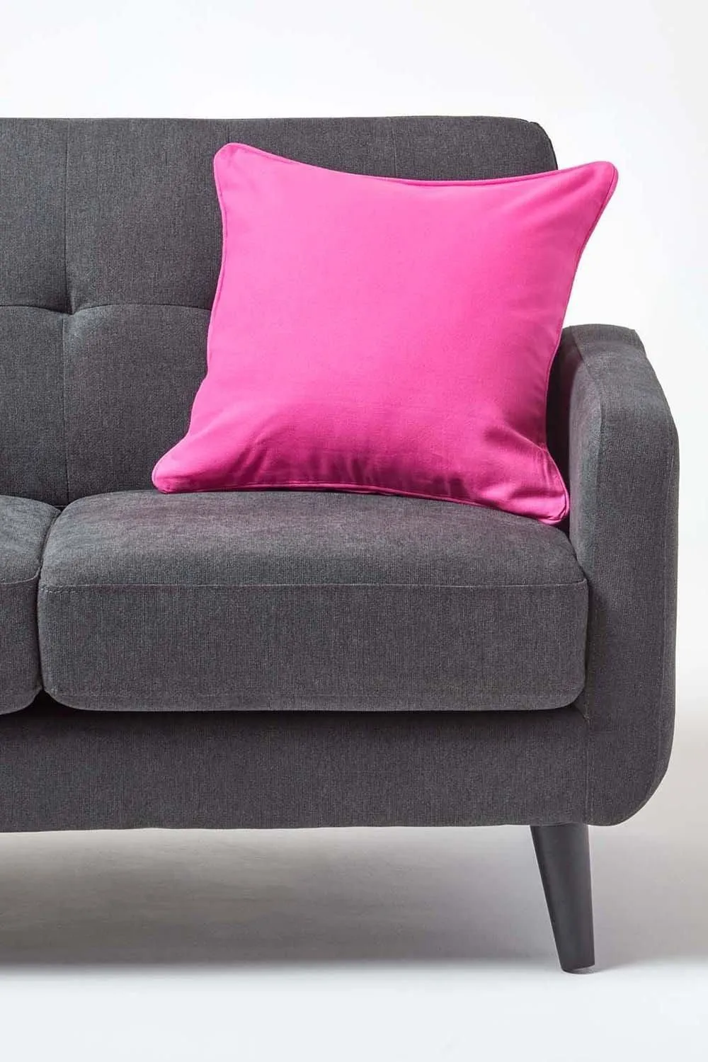 Homescapes Cotton Plain Cushion Cover in Cerise 4