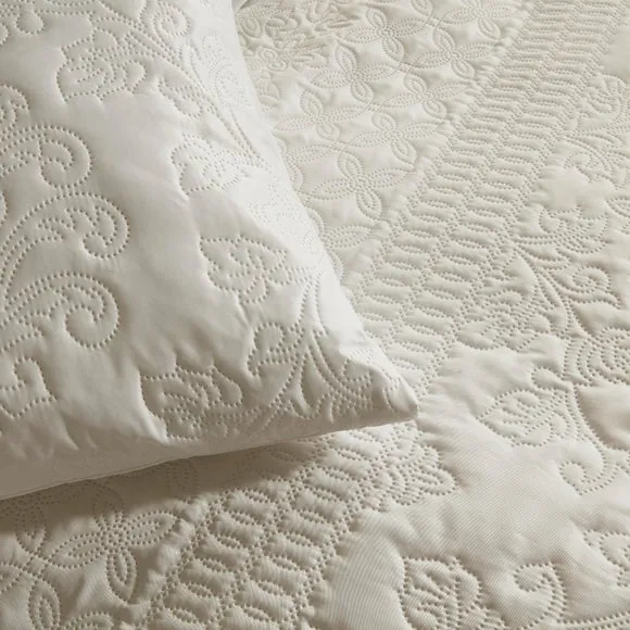 Serene Avery Stripe Duvet Cover and Pillowcase Set 3