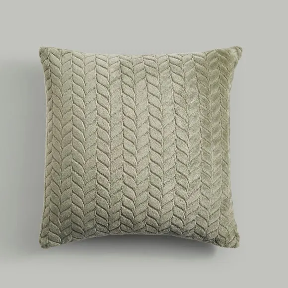 Amelia Cushion Cover 3