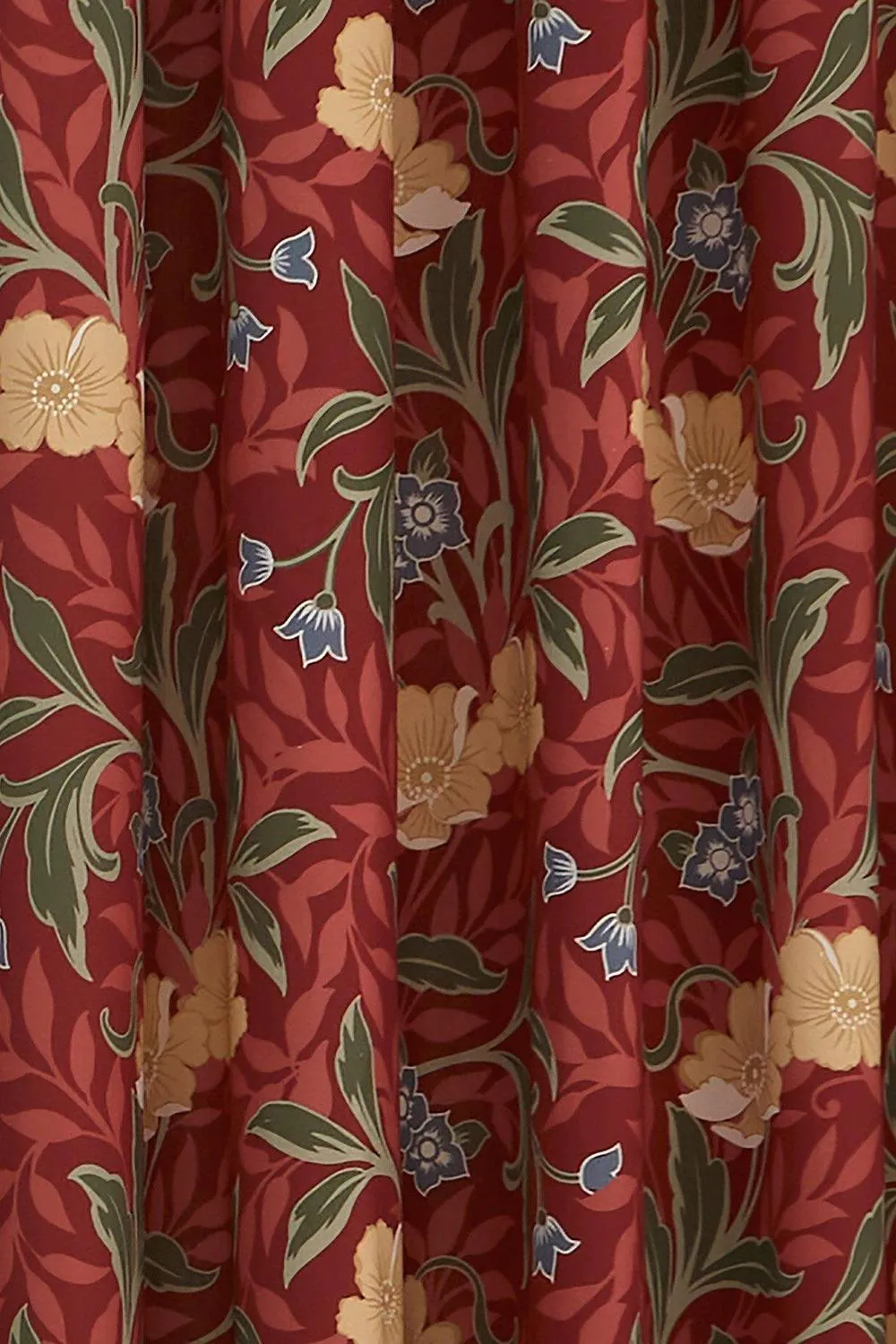 Dreams & Drapes 'Sandringham' 100% Cotton Pair of Pencil Pleat Curtains With Tie-Backs in Red 4