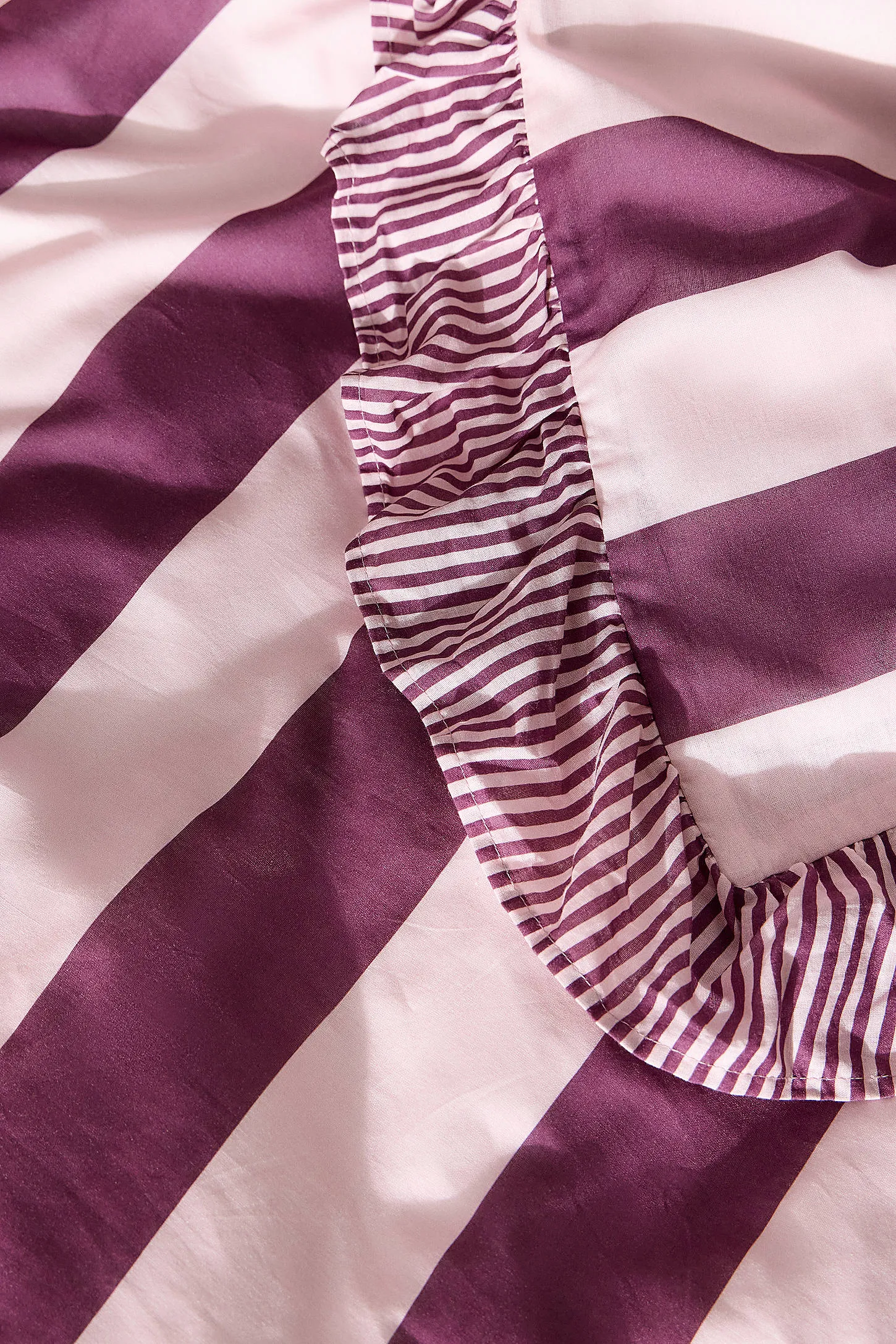 Stripe Ruffle Duvet Set - Berry 6