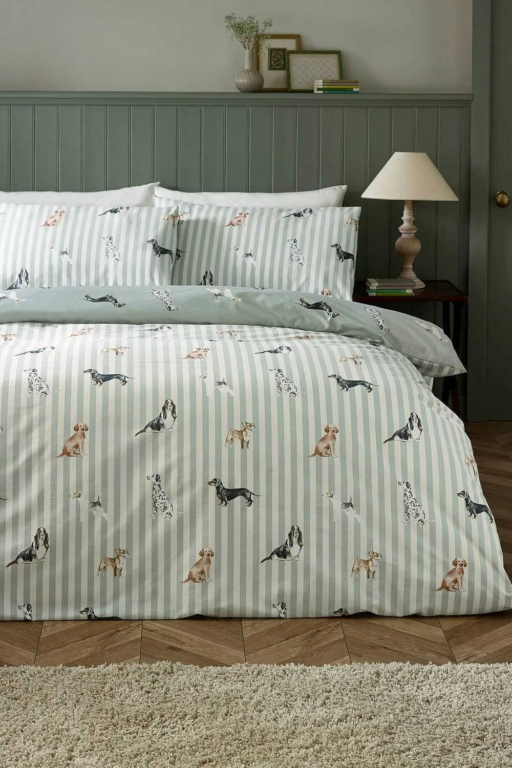 Catherine Lansfield Dog Stripe Reversible Duvet Cover Set in Green