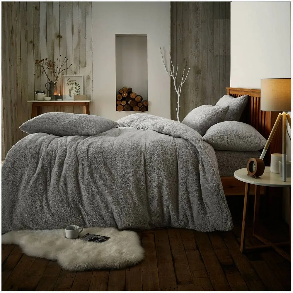 Smart Living Luxury Teddy Plain Duvet Cover & Pillowcase Set in Silver 1