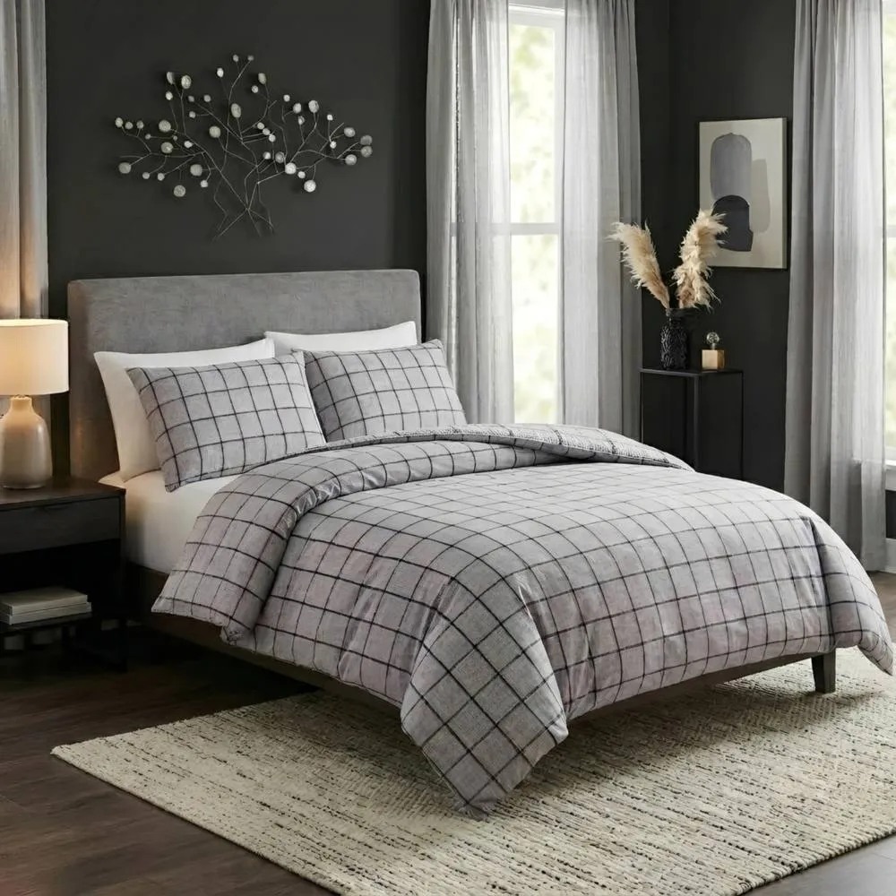 Pamposh Microfibre Duvet Cover Set King Size Reversible Quilt Covers in Grey