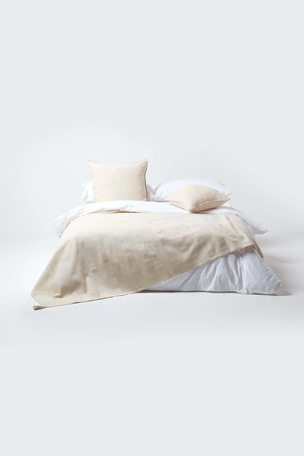 Homescapes Cotton Rajput Ribbed Cushion Cover in Natural 4