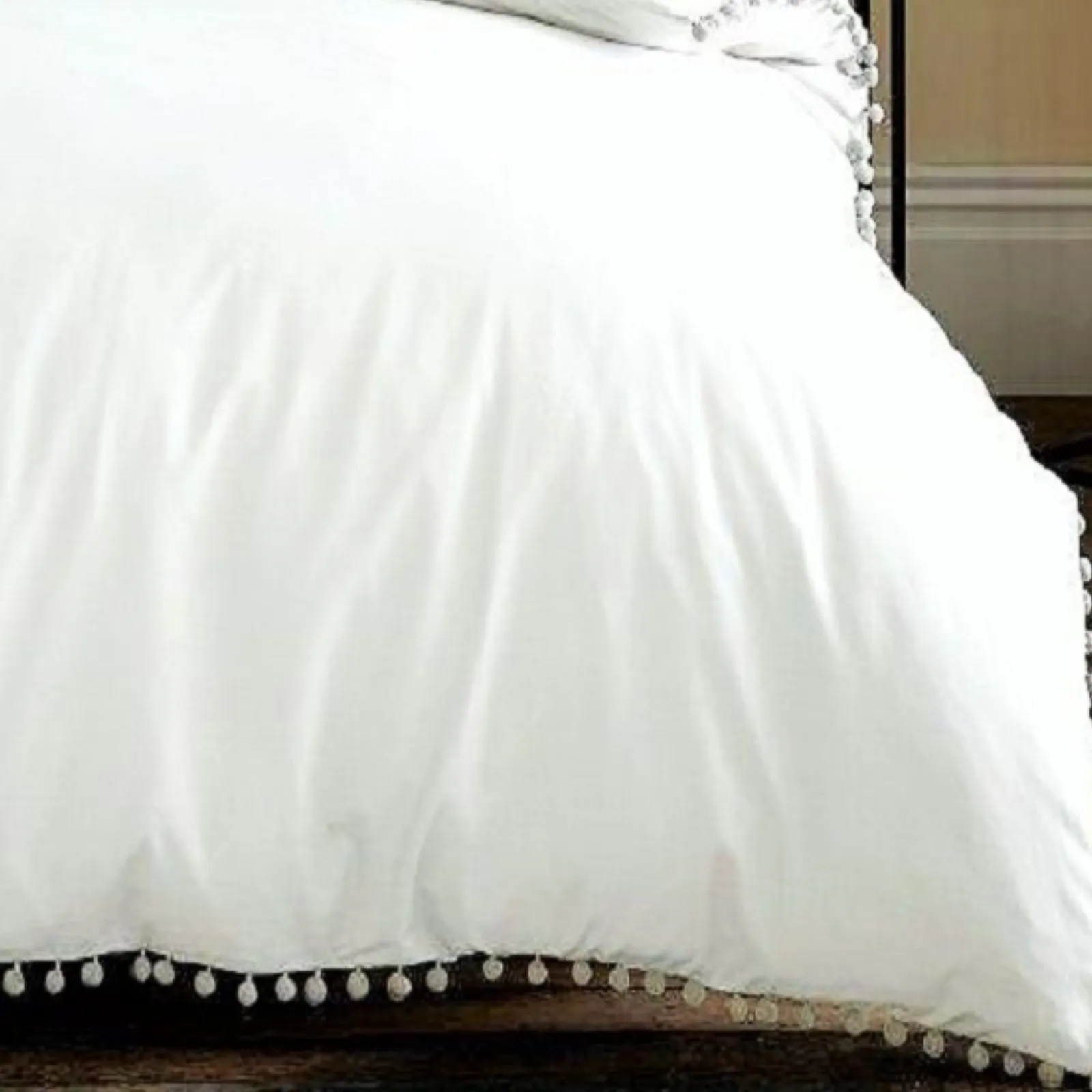 Smart Living Premium Polycotton Pom Pom Duvet Cover With Pillowcases in White 2