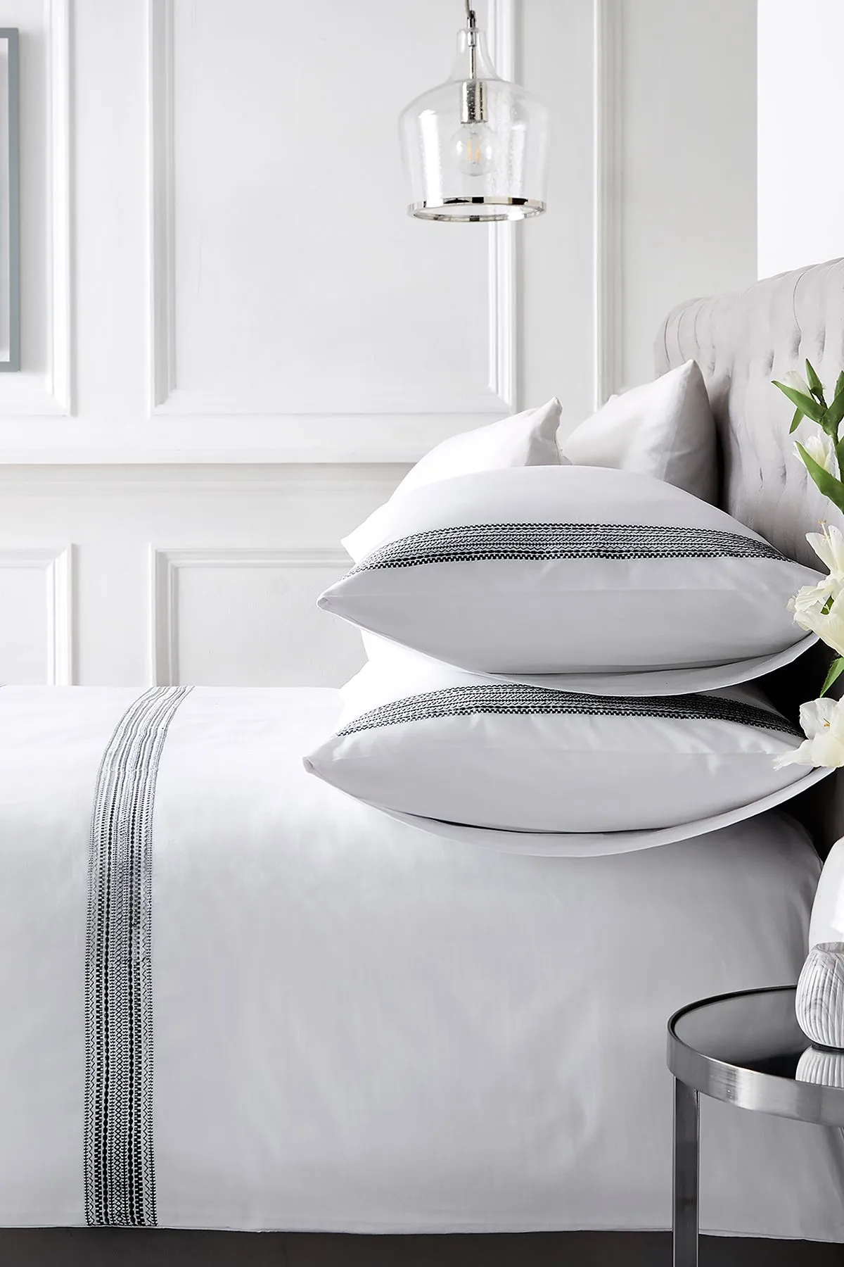 Appletree 'Embroidered Band' 100% Cotton Embroidered Duvet Cover Set in Black