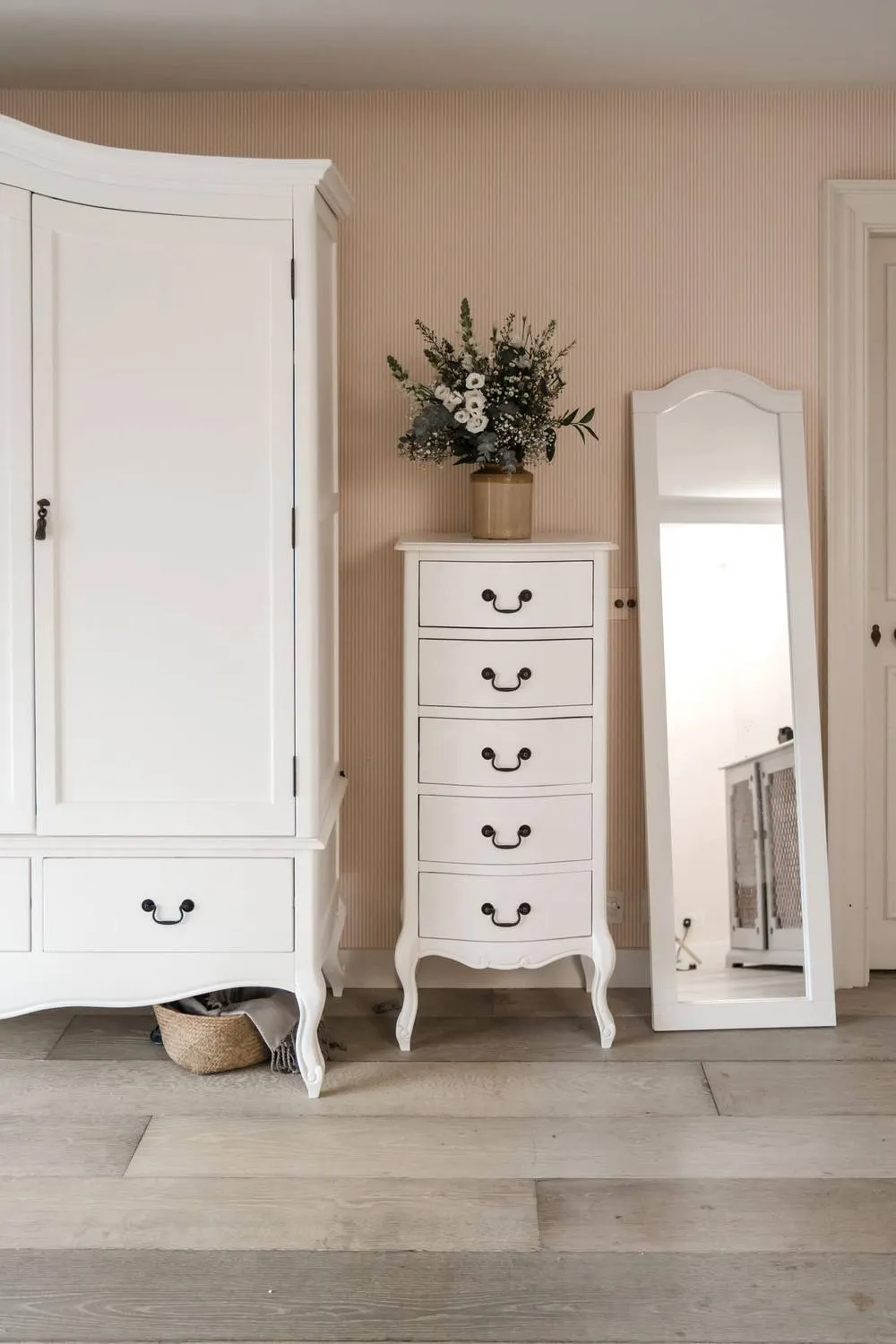 Statement Furniture Juliette Vintage Chic 5 Drawer Tallboy in White 6