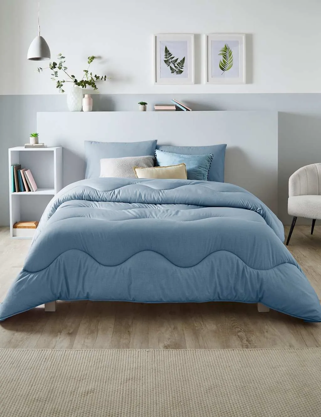 Nightlark Linen Print 4.5 Tog Coverless Duvet Light Blue