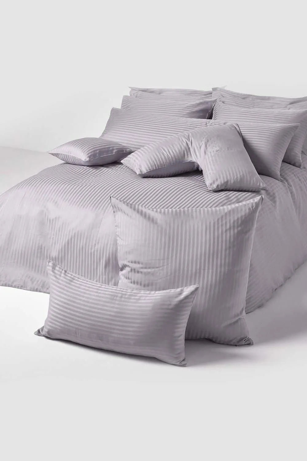 Homescapes Egyptian Cotton Super Soft V Shaped Pillowcase 330 TC in Grey 5