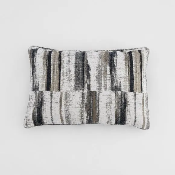 Greyson Rectangle Cushion 3
