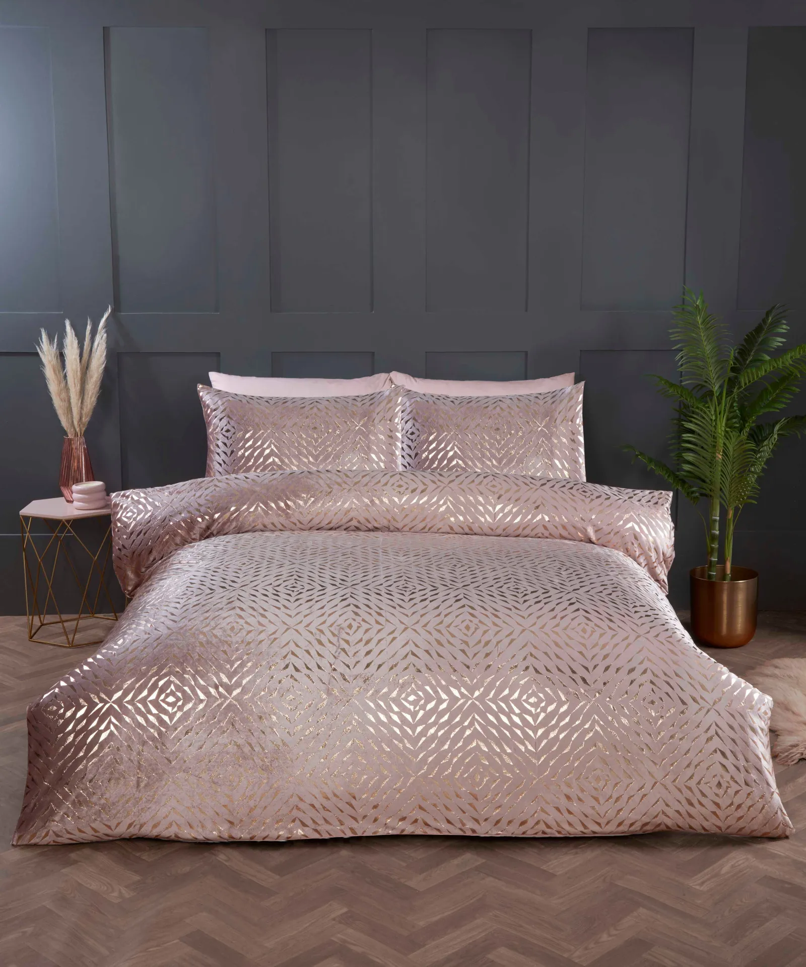 Rapport Home Bellagio Embellished Polycotton Duvet Cover Set With Pillowcase in Dusty Pink