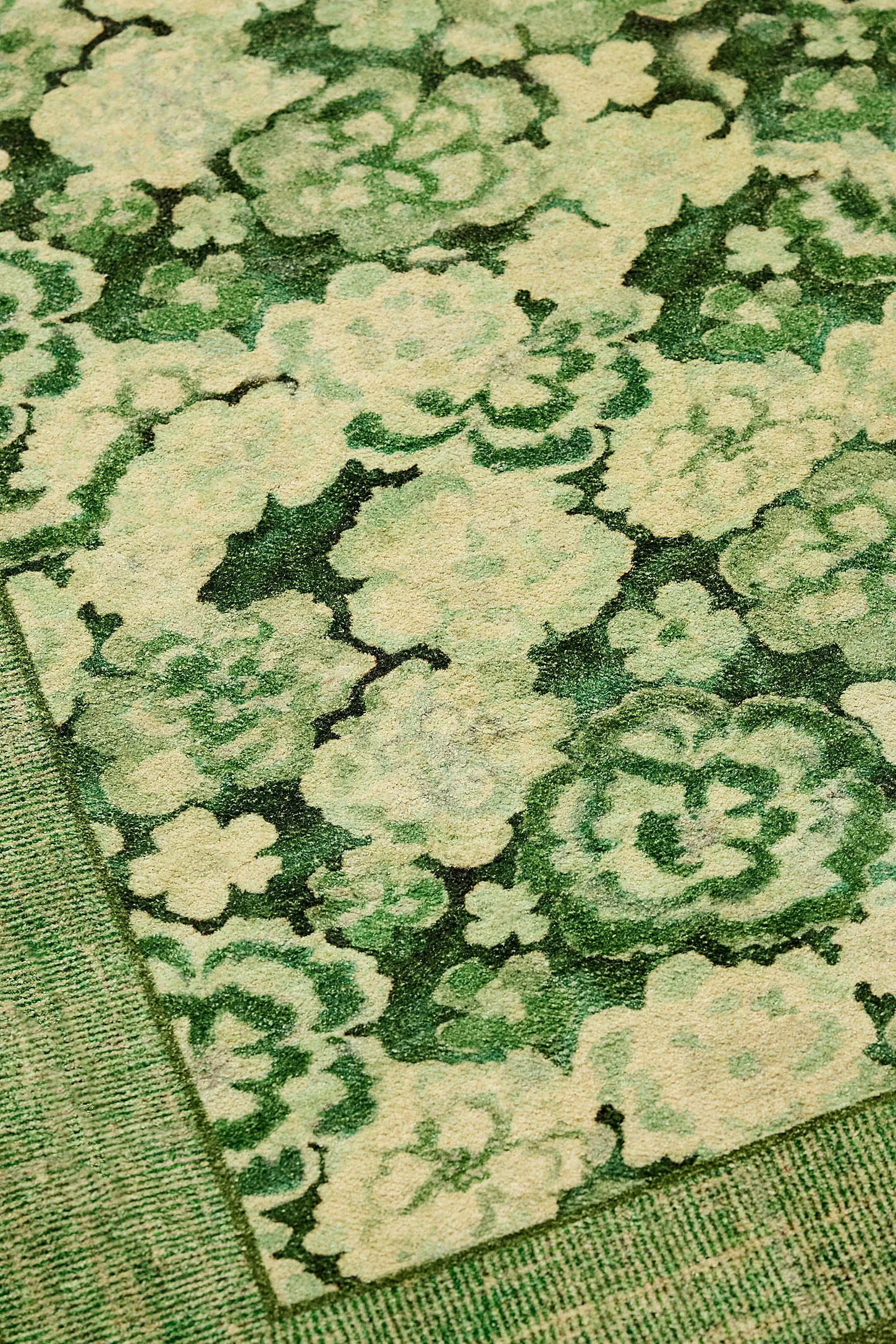 Green Floral 5x7ft / 150x210cm Rug - Green 3