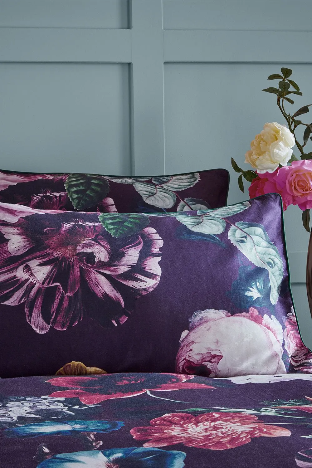 Paoletti Cordelia 200 Thread Count Floral Piped Pillowcases