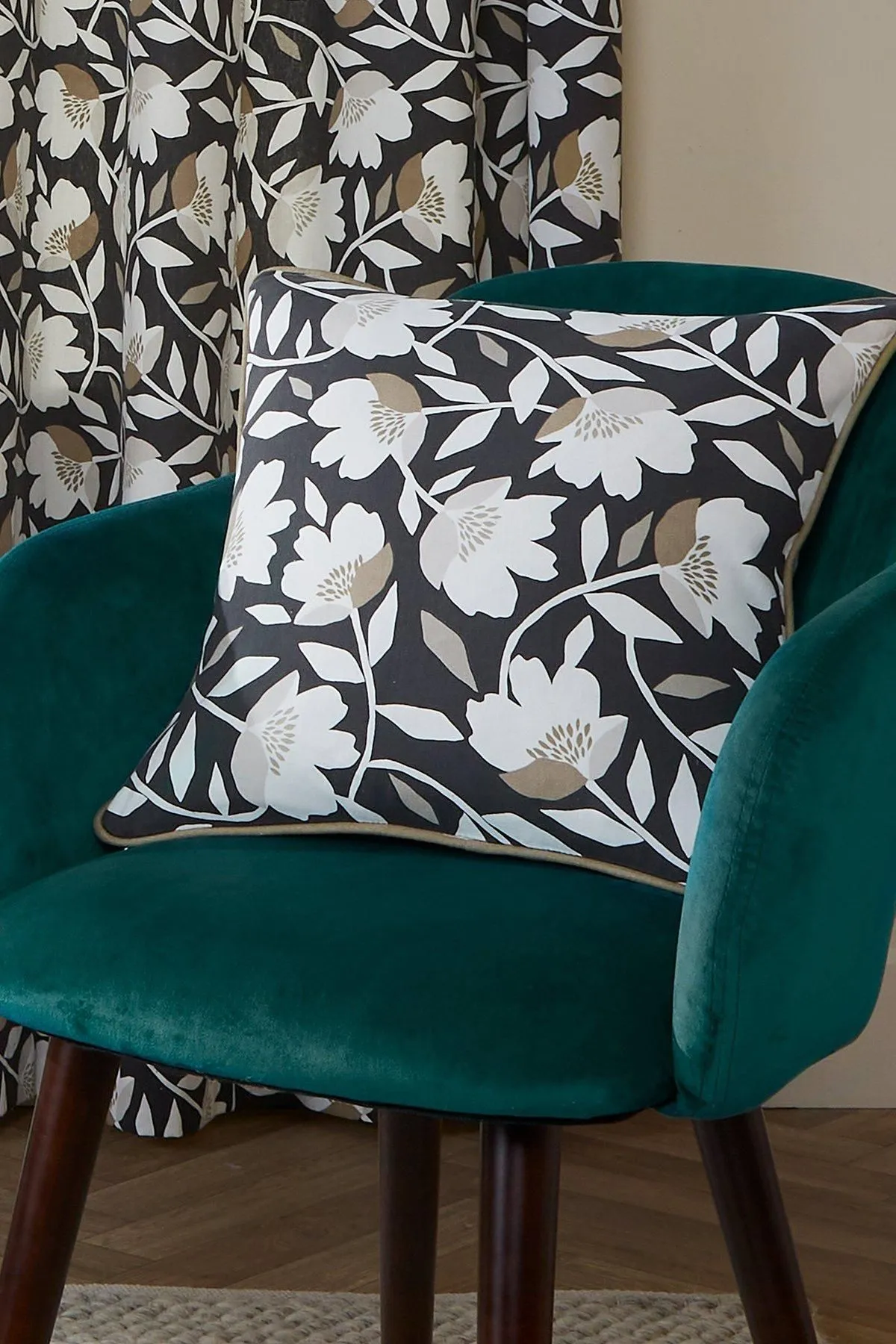 Fusion 'Luna' 100% Cotton Filled Cushion in Black