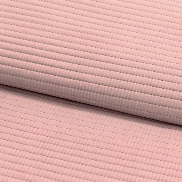 Spencer Pinsonic Bedspread 2