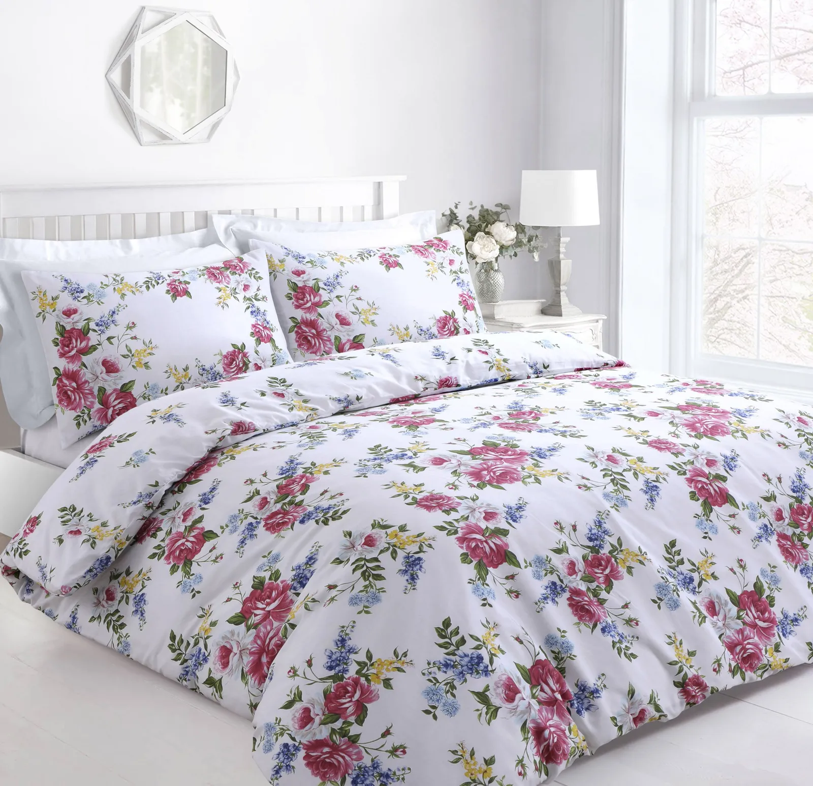Velosso Vintage Floral Cotton Rich Printed Duvet Cover & Pillowcase Set
