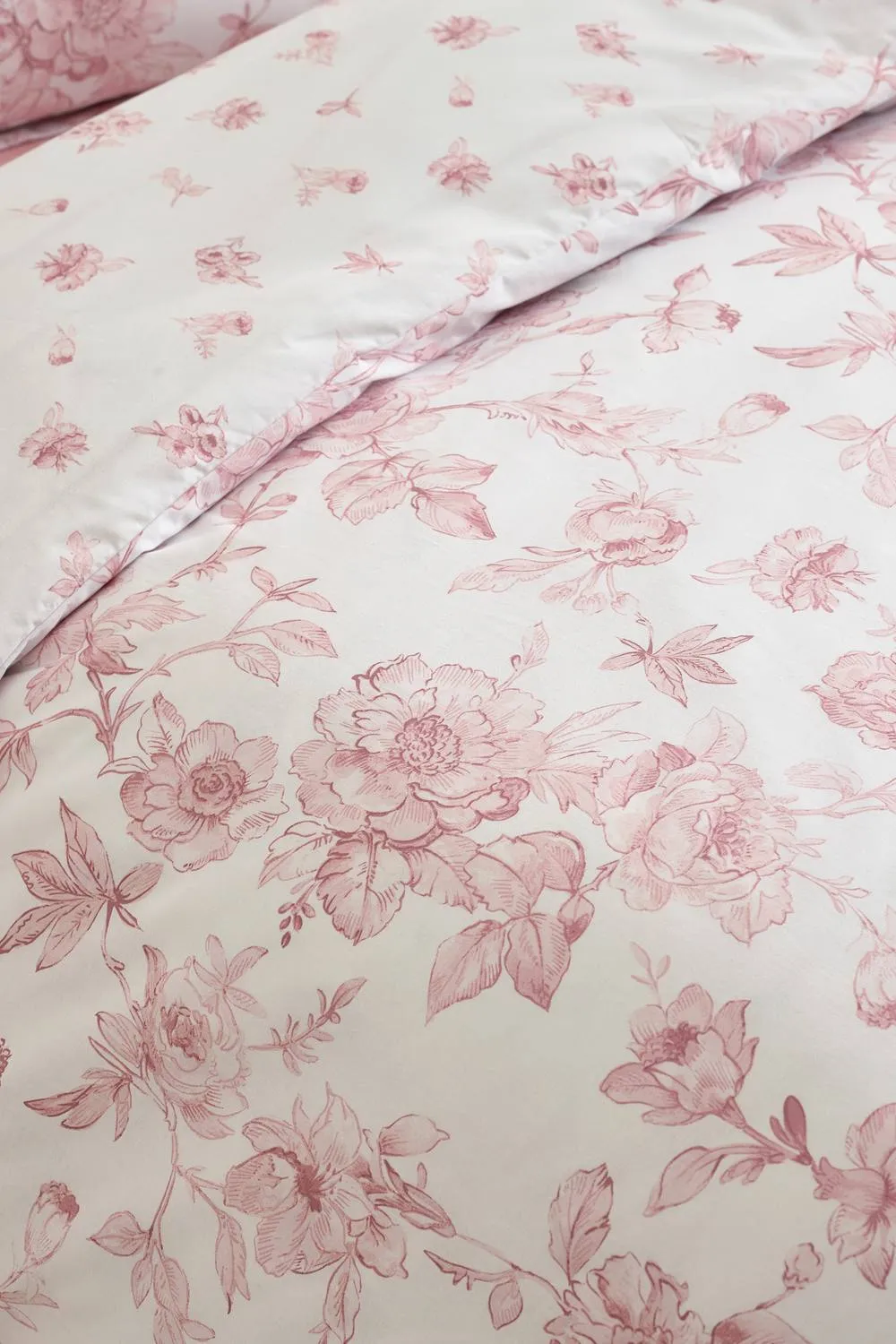 Catherine Lansfield 'Mirabelle Floral' Reversible Duvet Cover Set in Pink 4