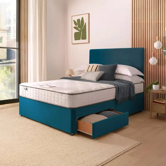Silentnight Divan Bed With Francisco Velvet Headboard and 800 Pocket Sprung Mattress 3