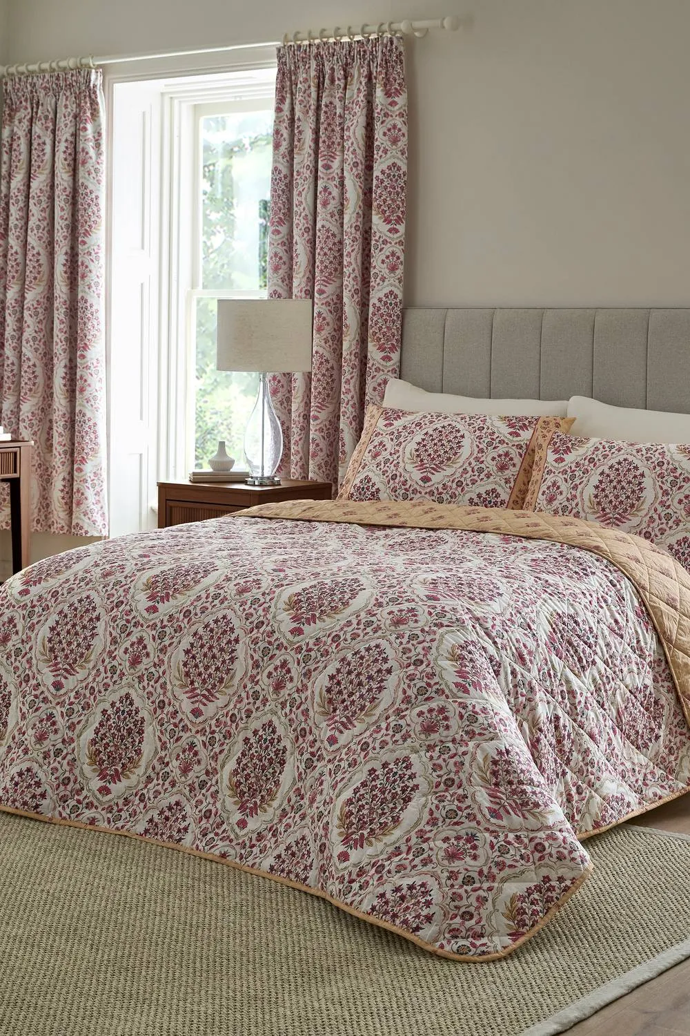 Dreams & Drapes 'Ashmead' 100% Cotton Damask Print Bedspread in Dark Red
