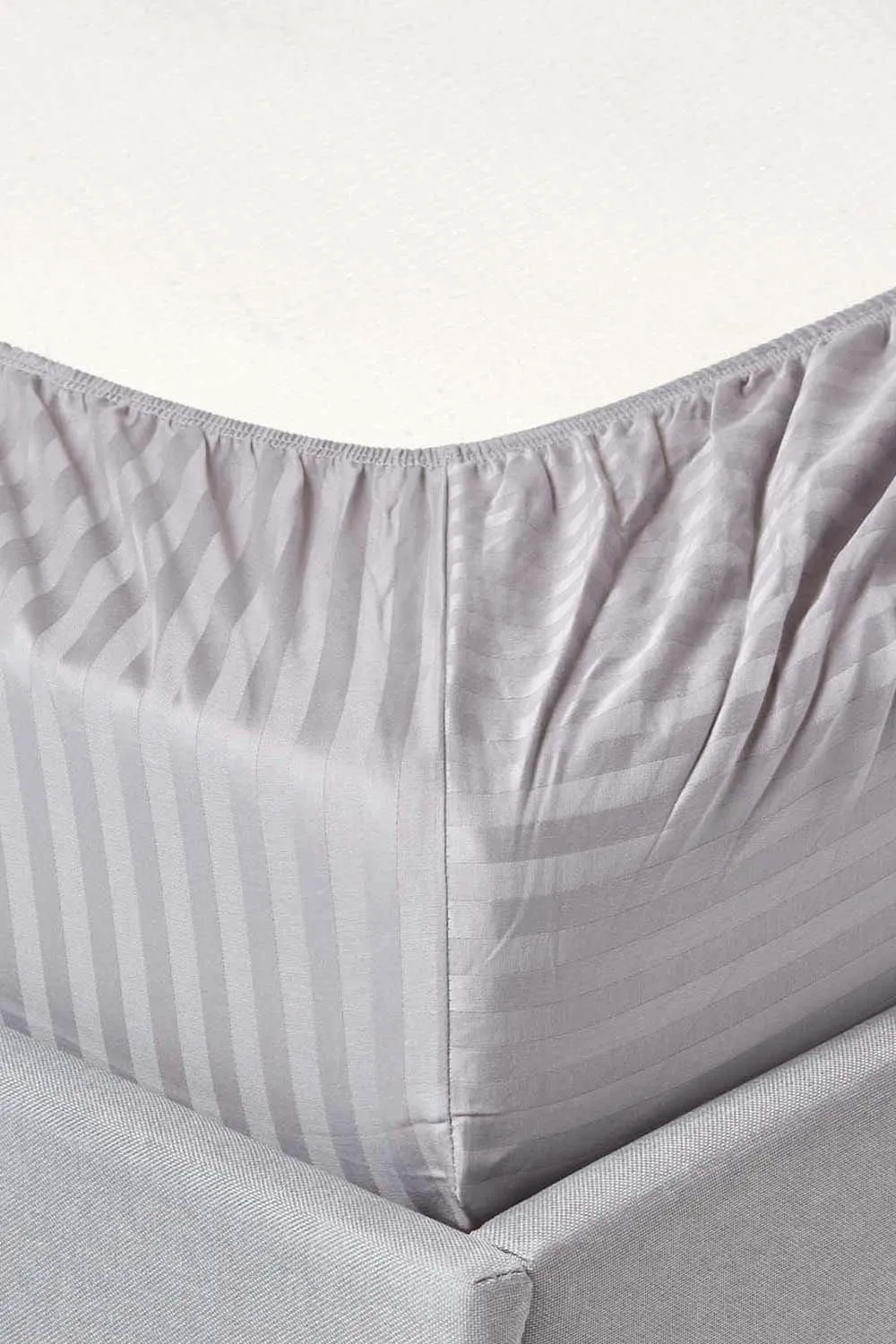 Homescapes Egyptian Cotton Satin Stripe Fitted Sheet 12 inch 330 Thread Count in Grey 2