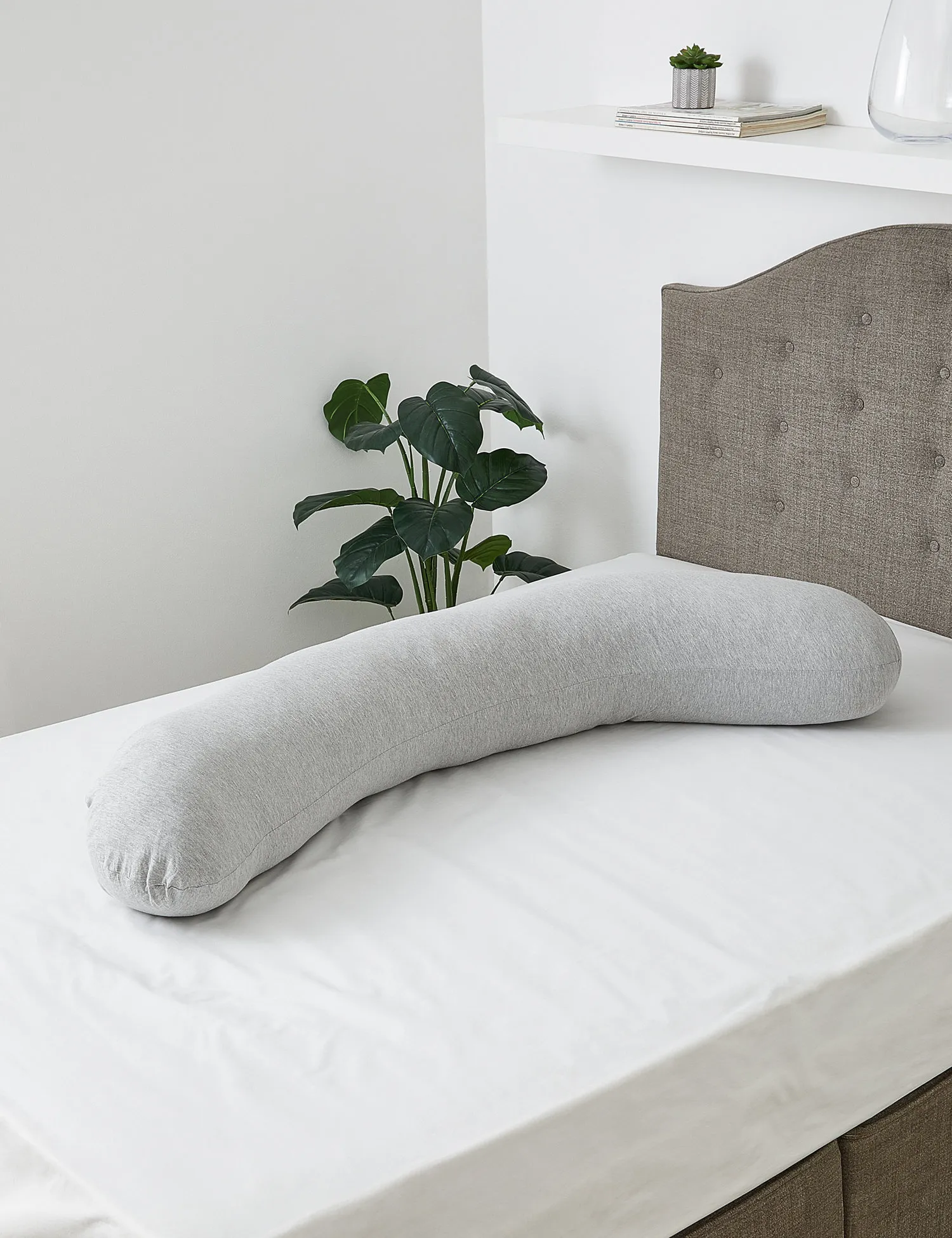M&S Kally Sleep Luxury Medium Body Pillow
