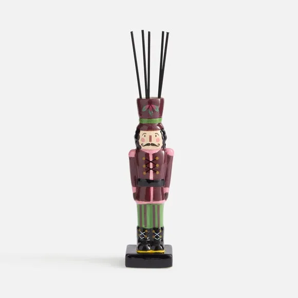 Bourbon Creme Nutcracker Diffuser 3