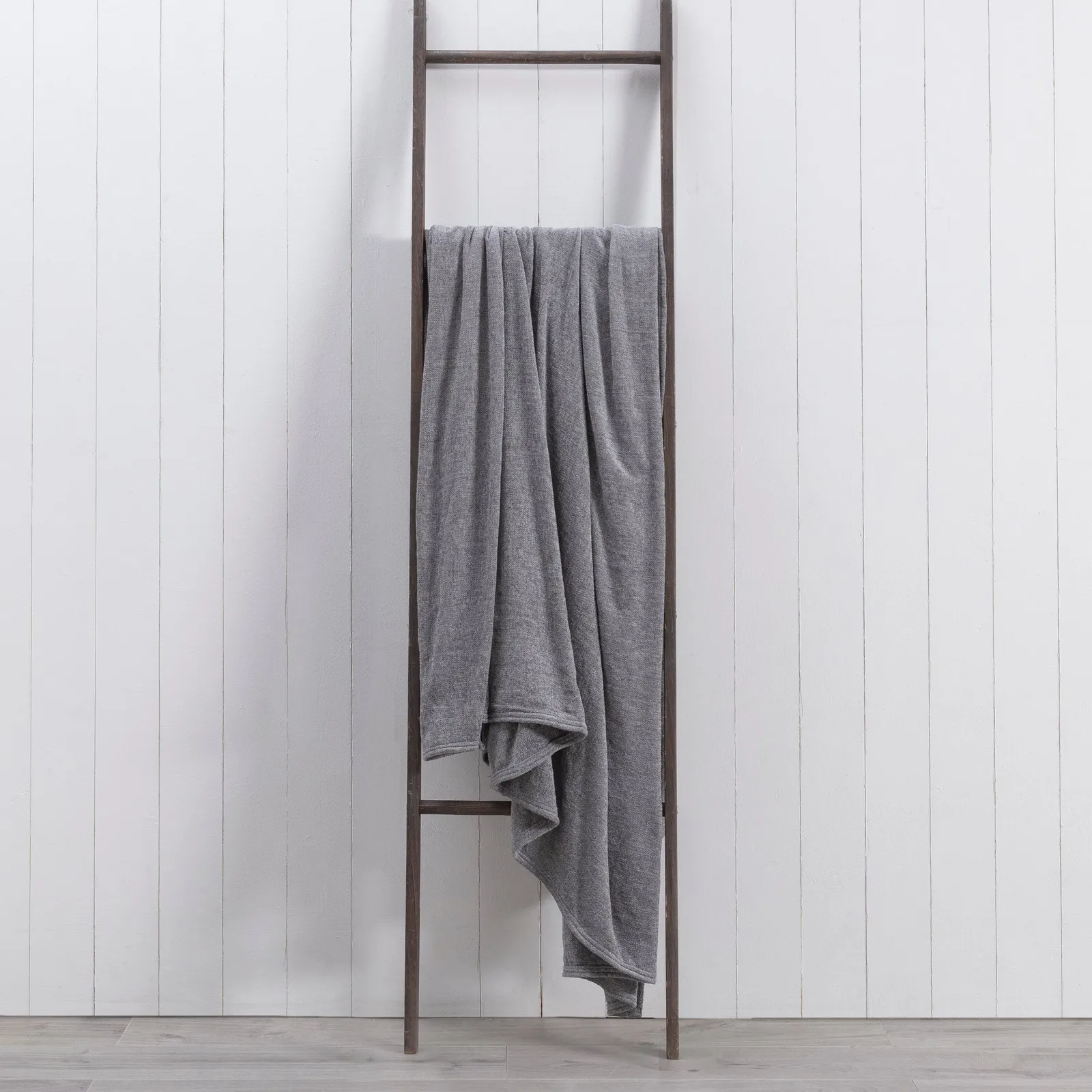 Chenille 230x230cm Throw Grey