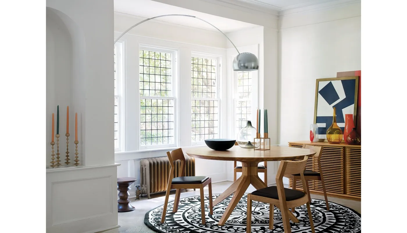 Case Cross Round Dining Table Oak