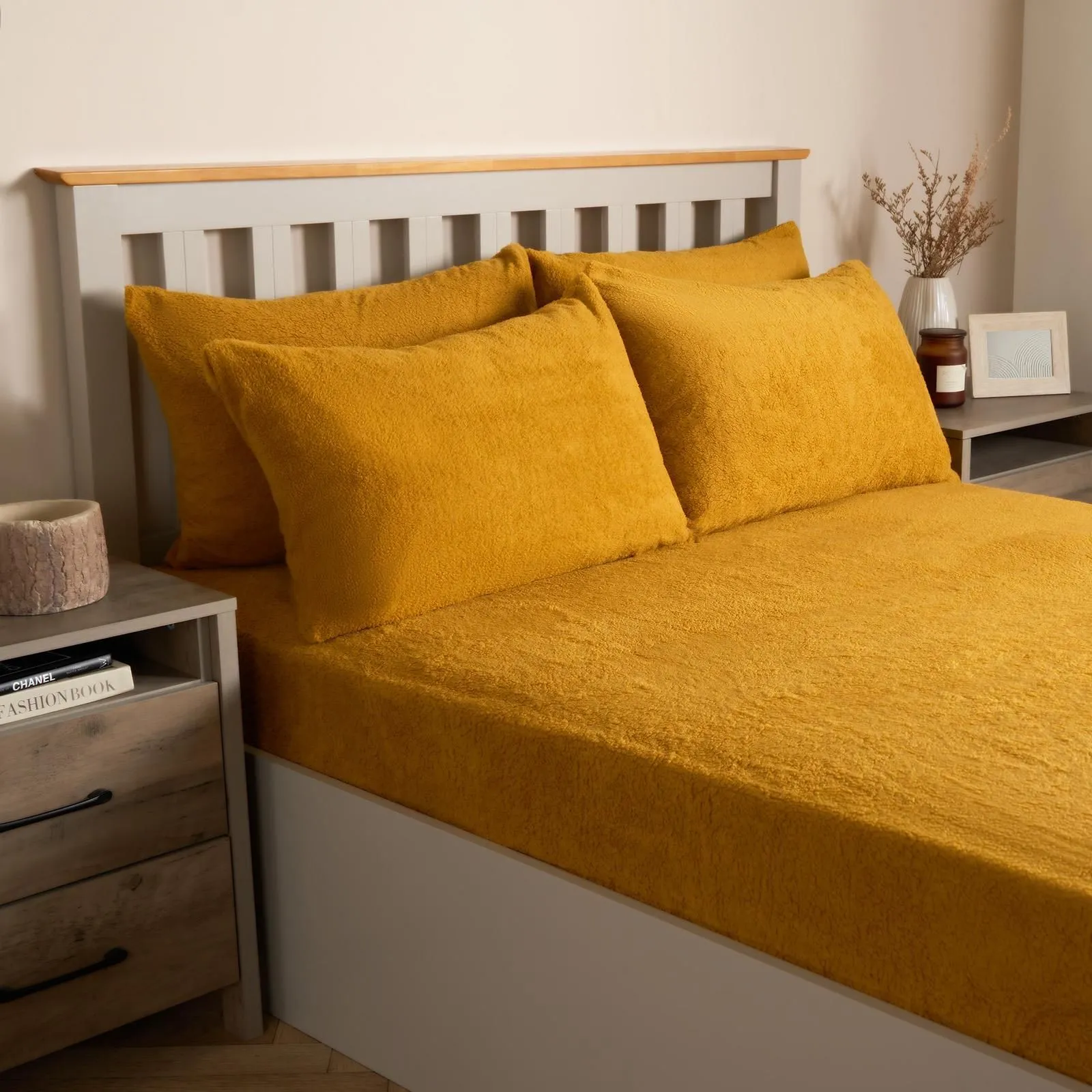 OHS 4 Pack Teddy Fleece Pillowcase Cover Bedding Set Thermal in Bright Yellow