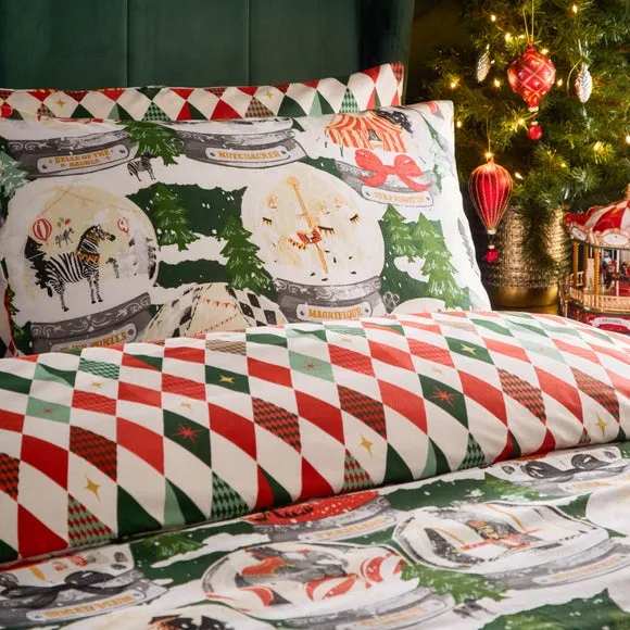 Showtime Polycotton Duvet Cover and Pillowcase Set 2