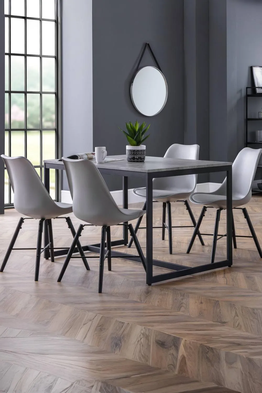 Julian Bowen Kari Plastic Dining Chair (Set of 2) in Grey 3