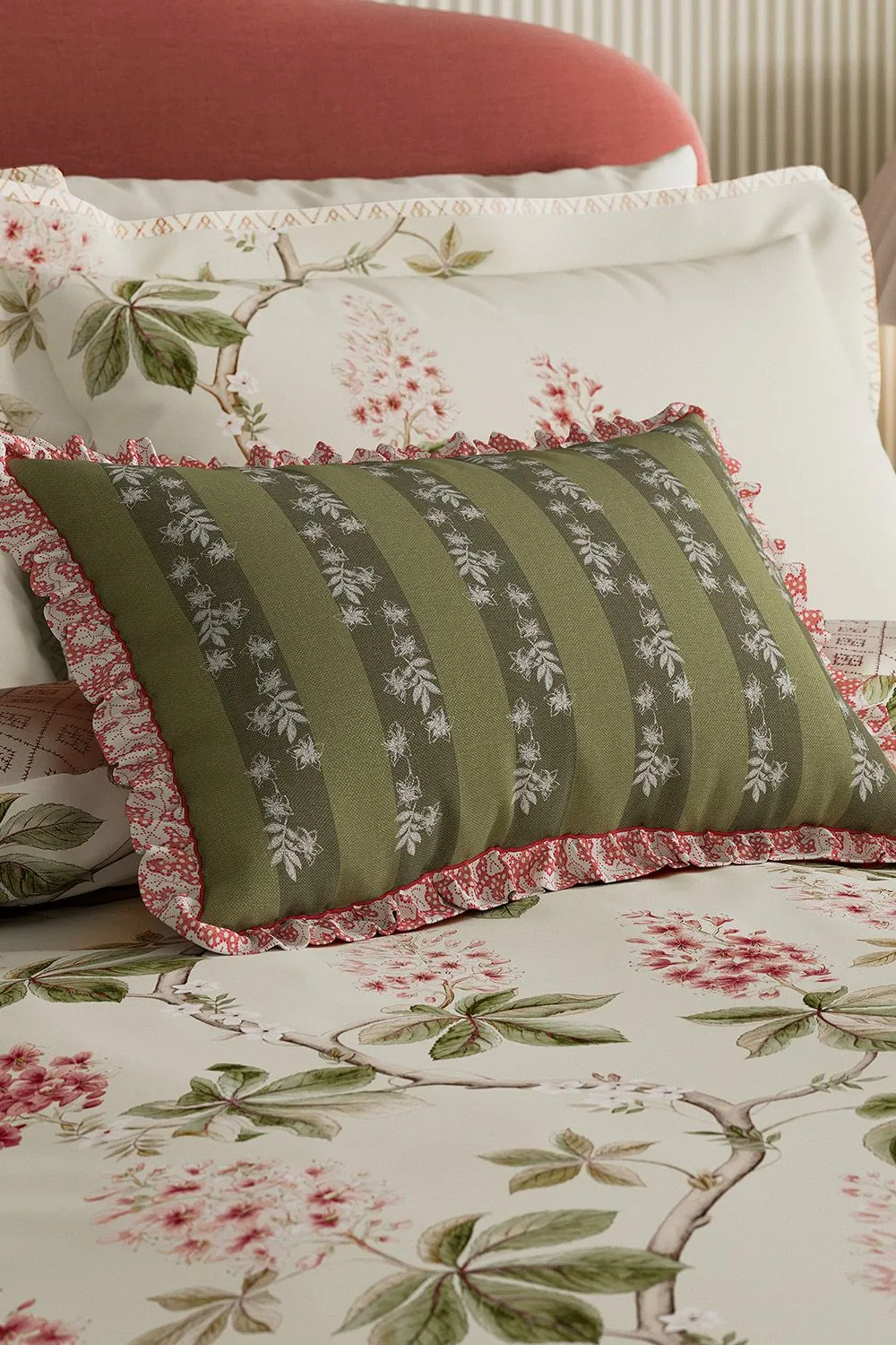 Sanderson 'Chestnut Tree' Cotton Cushion in Green 2
