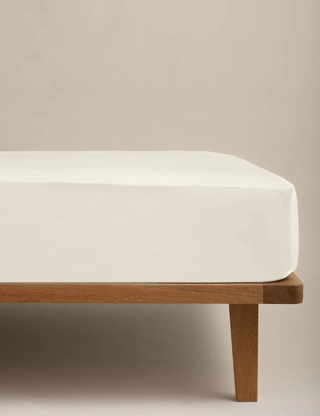 M&S Egyptian Cotton 230 Thread Count Crisp Fitted Sheet Cream