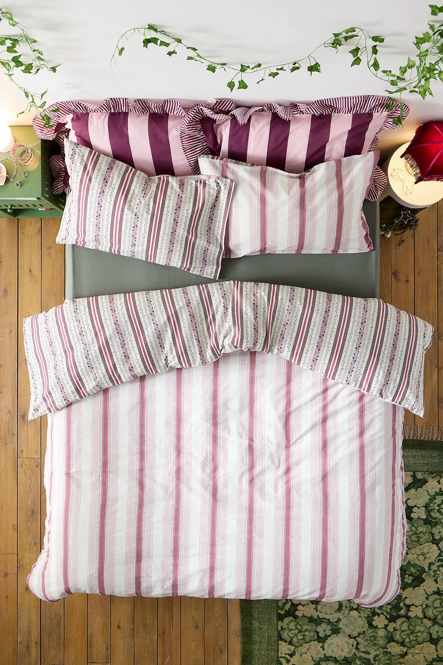 Darla Berry Multi Stripe Reversible Duvet Set - Red Berry 2